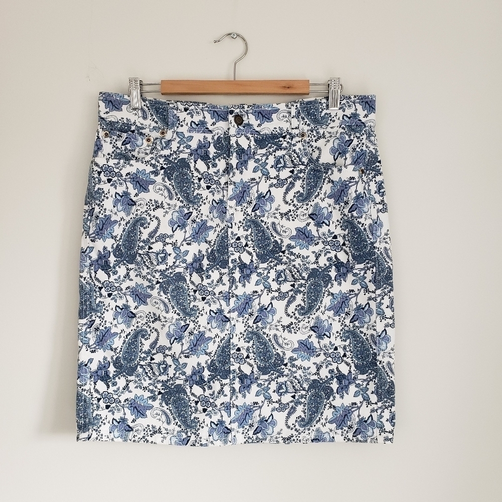 ⭐️3/$25⭐️ Workshop Andrea Jovine Women's Paisley Floral Denim Skirt Size 14